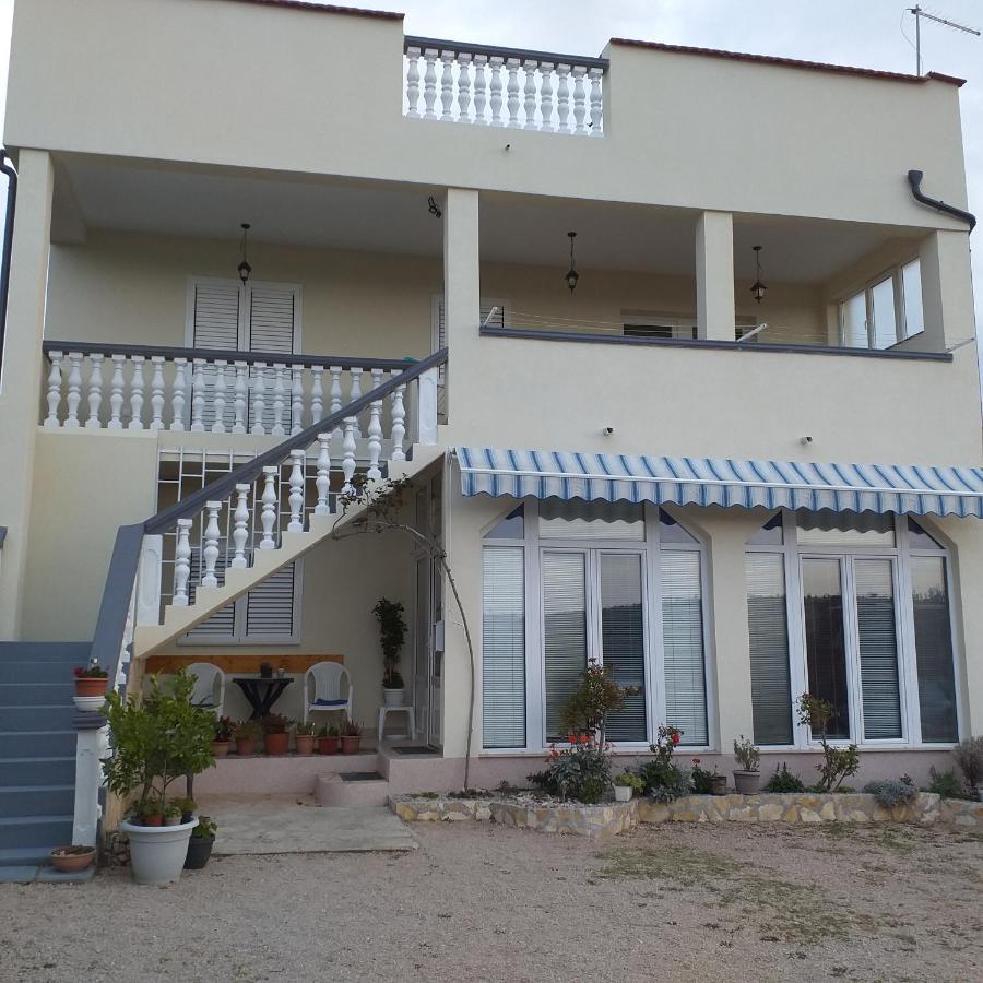 Apartments Mira Jadrtovac Exterior photo