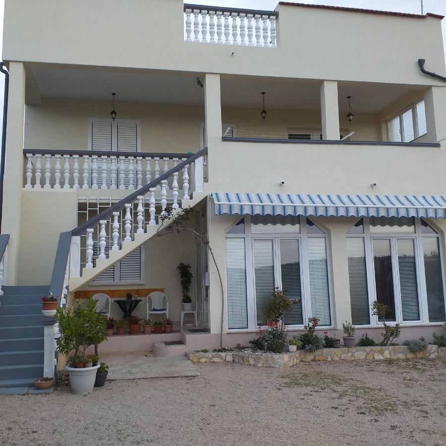 Apartments Mira Jadrtovac Exterior photo