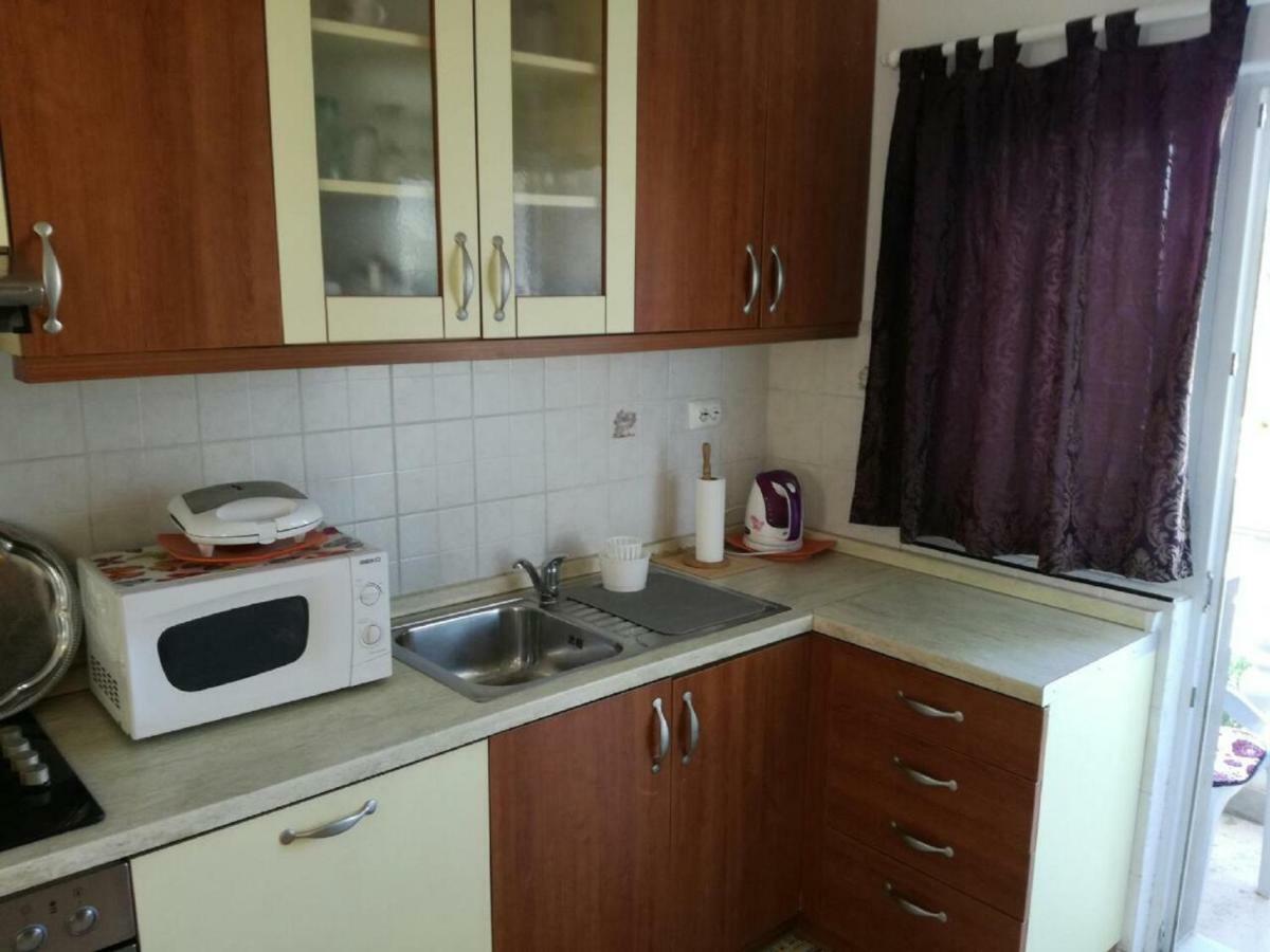 Apartments Mira Jadrtovac Exterior photo